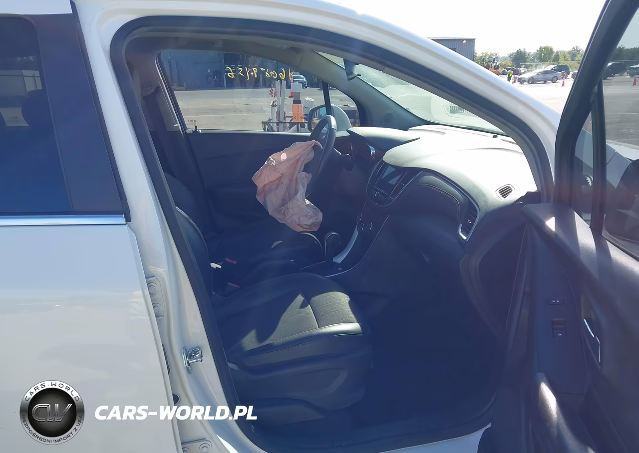 2018 Chevrolet Trax Lt VIN:KL7CJPSB1JB585143 - 5