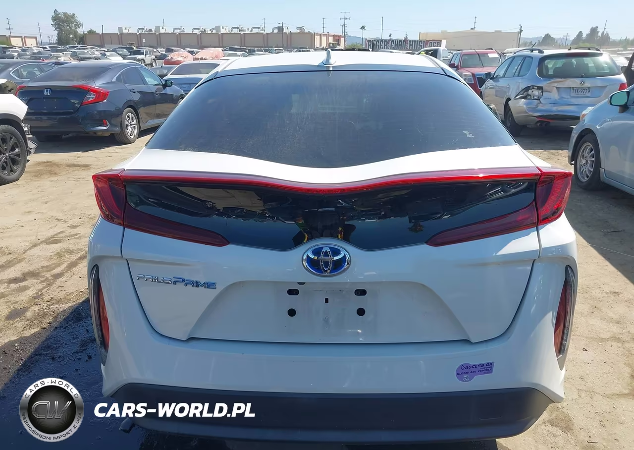 2019 Toyota Prius Prime Premium VIN:JTDKARFP4K3116186 - 16