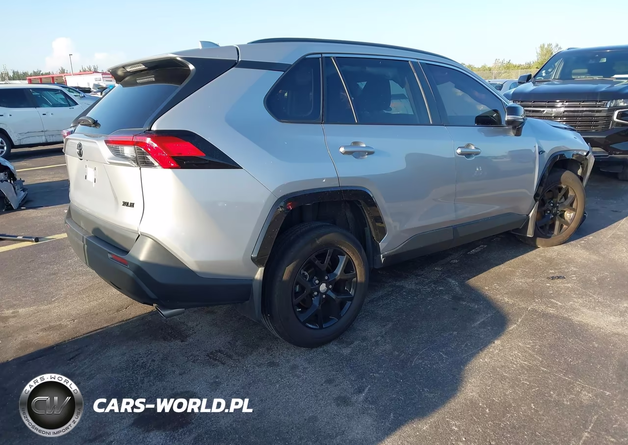 2024 Toyota Rav4 Xle VIN:2T3W1RFV5RW354183 - 4