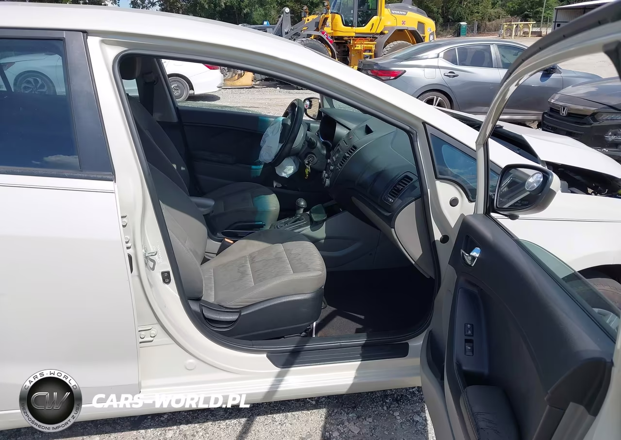 2015 Kia Forte Lx VIN:KNAFK4A63F5374710 - 5