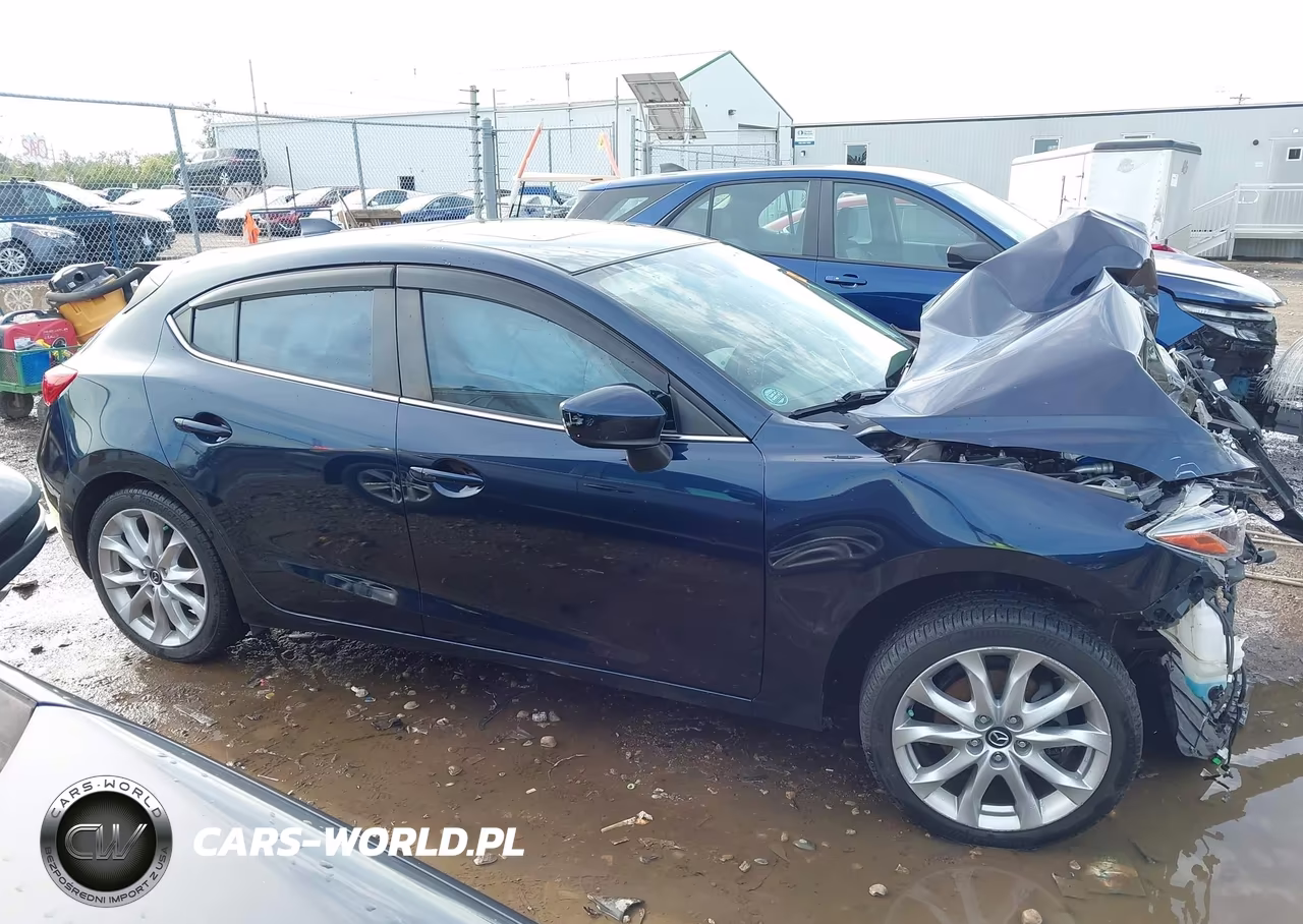 2015 Mazda Mazda3 S Grand Touring VIN:JM1BM1M35F1238355 - 13