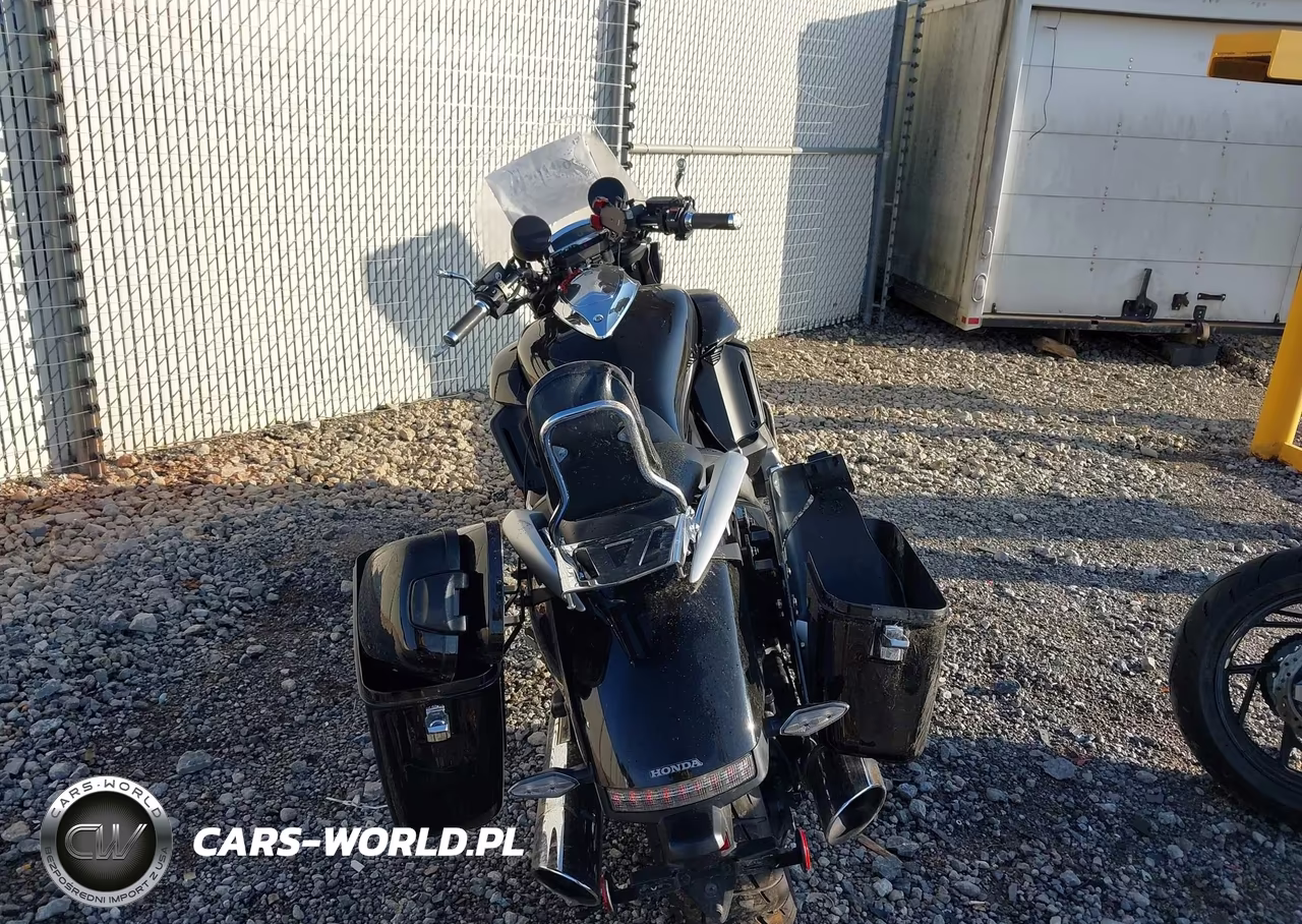 2014 Honda Gl1800 C VIN:JH2SC6805EK001235 - 6