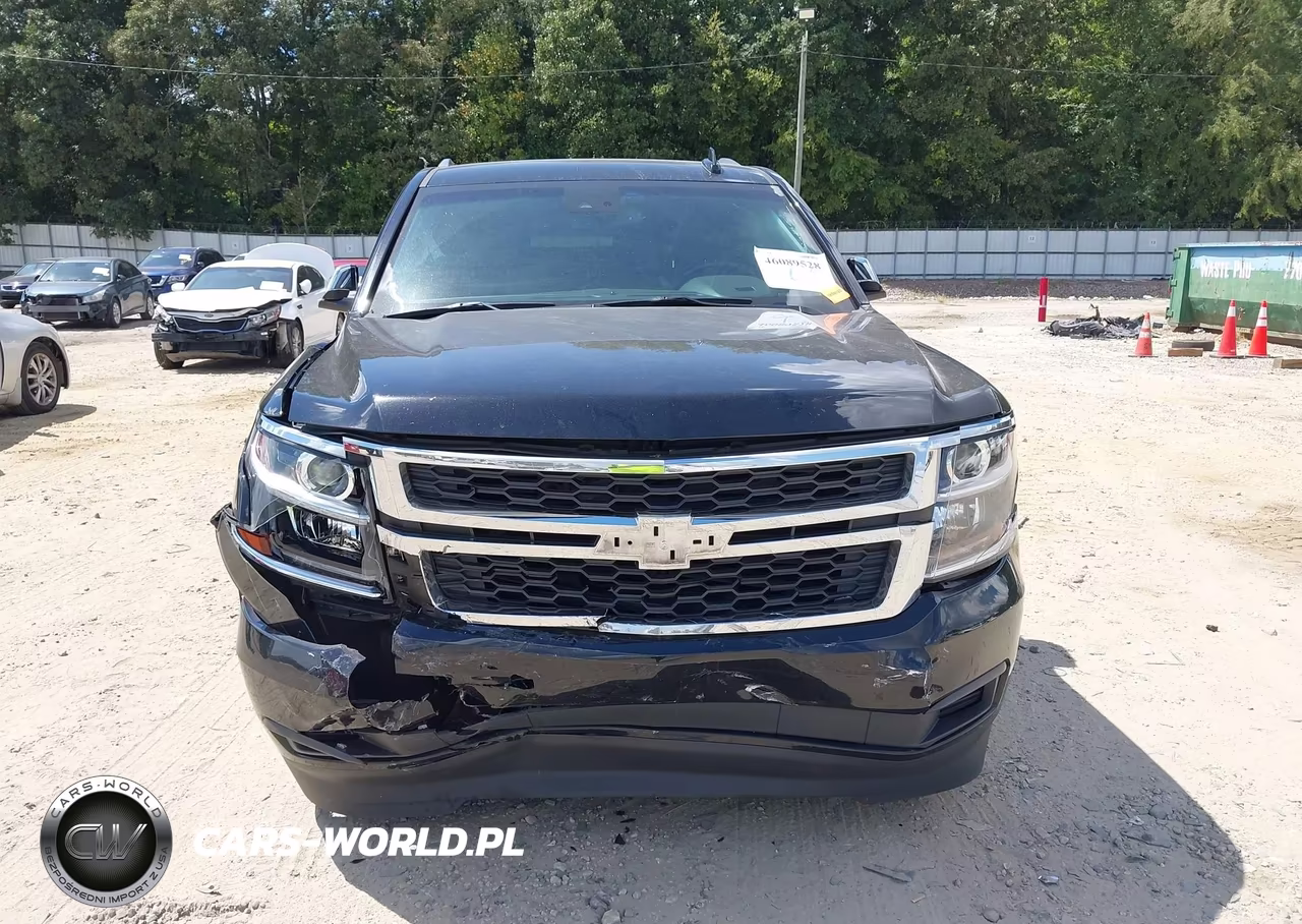 2019 Chevrolet Suburban Lt VIN:1GNSCHKC6KR356304 - 12
