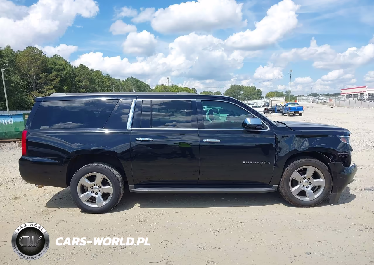 2019 Chevrolet Suburban Lt VIN:1GNSCHKC6KR356304 - 13