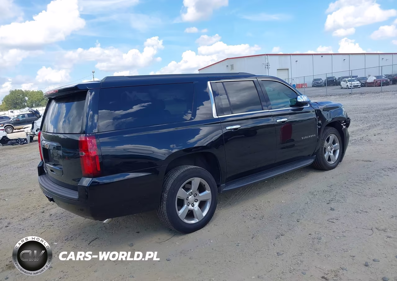 2019 Chevrolet Suburban Lt VIN:1GNSCHKC6KR356304 - 4