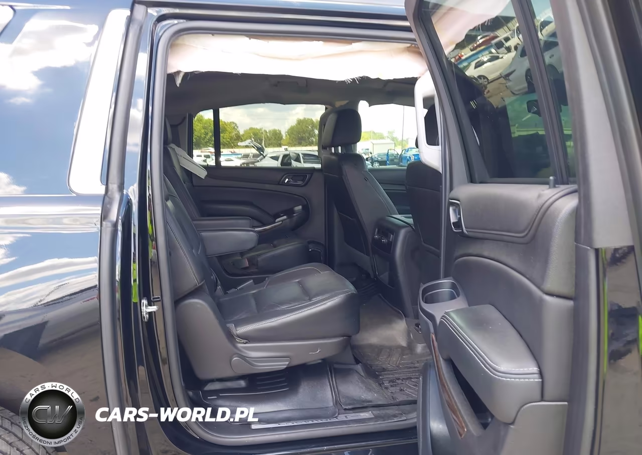 2019 Chevrolet Suburban Lt VIN:1GNSCHKC6KR356304 - 8