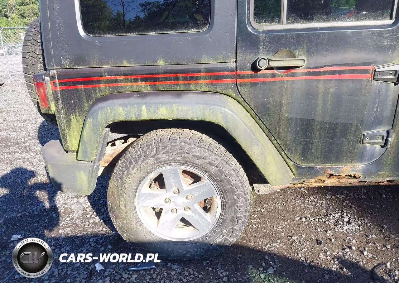2010 Jeep Wrangler Unlimited Sport VIN:1J4BA3H16AL201481 - 17