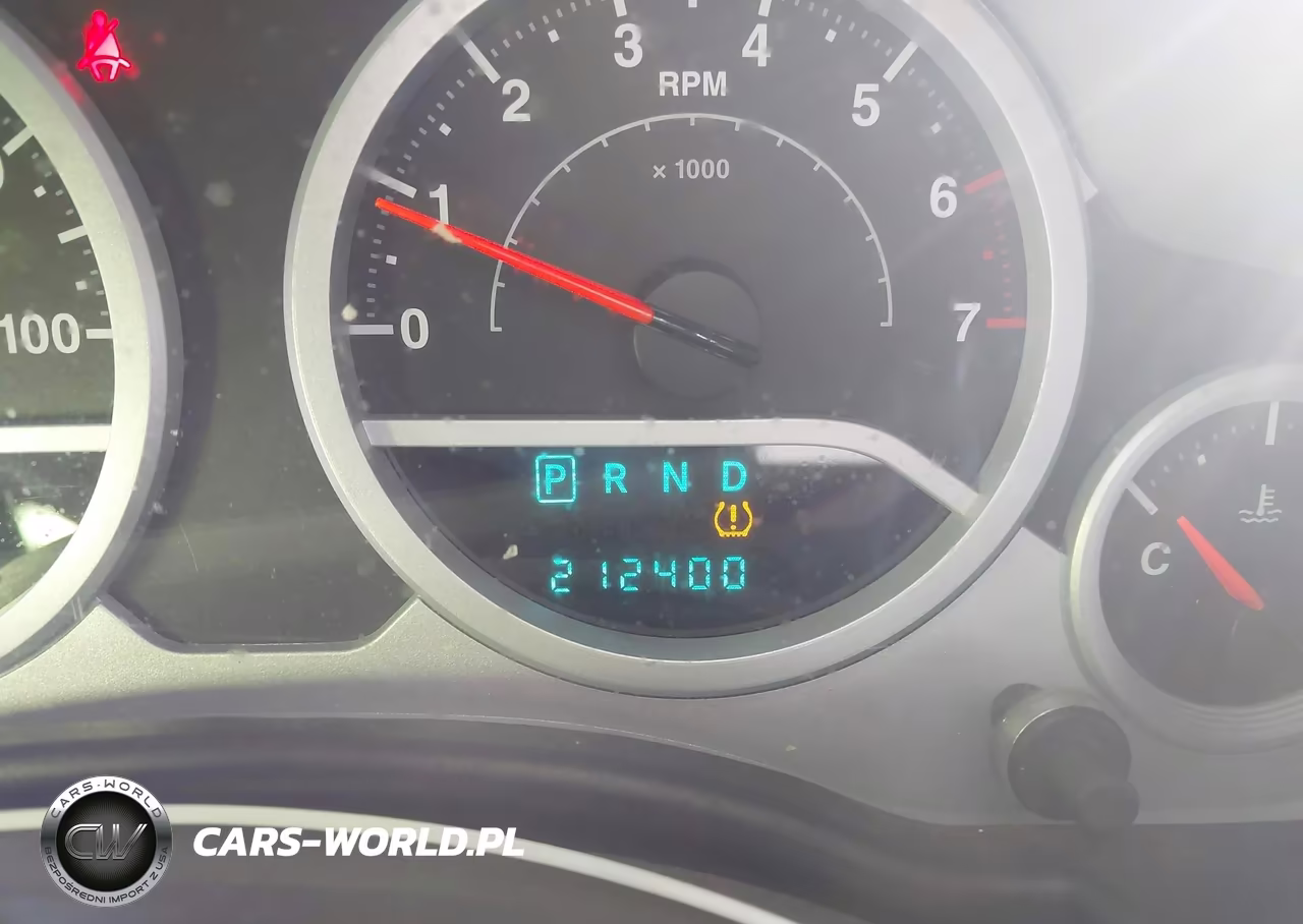 2010 Jeep Wrangler Unlimited Sport VIN:1J4BA3H16AL201481 - 7