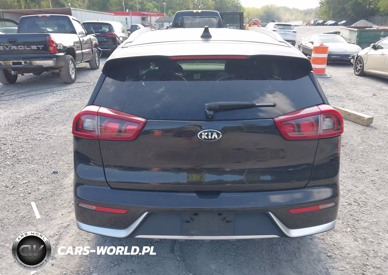 2017 Kia Niro Touring VIN:KNDCE3LCXH5082615 - 16