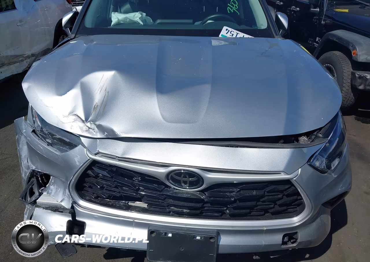 2022 Toyota Highlander Xle VIN:5TDHZRAH6NS100092 - 17