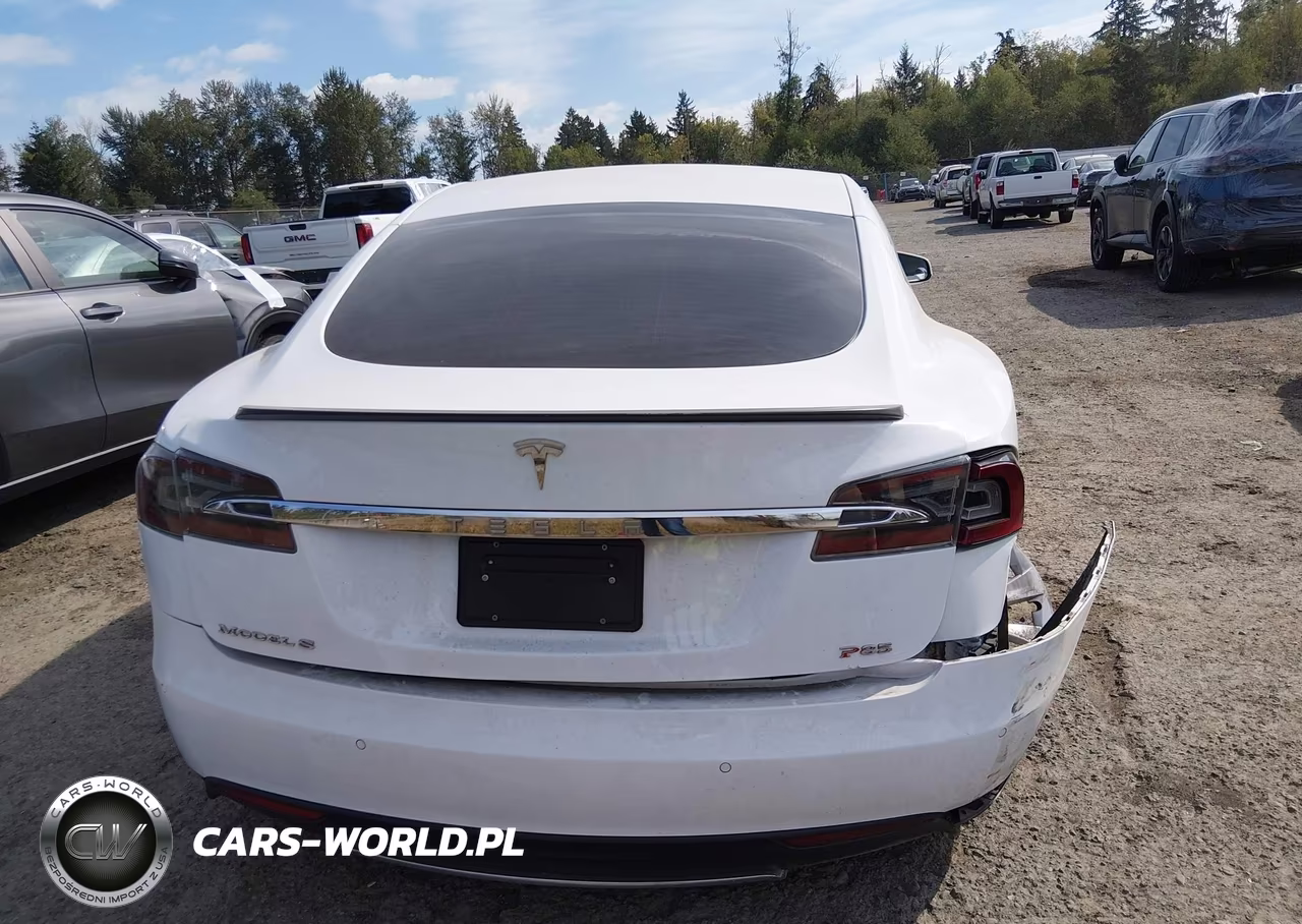 2014 Tesla Model S P85 VIN:5YJSA1H17EFP51467 - 16