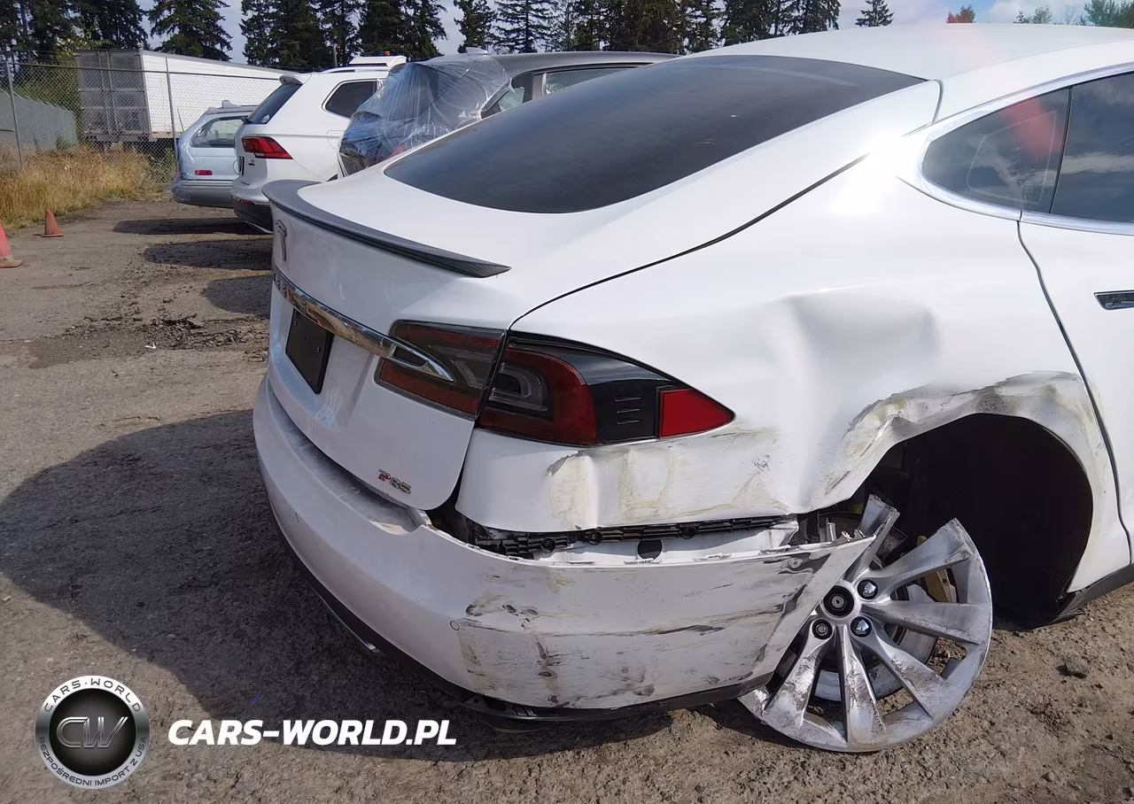 2014 Tesla Model S P85 VIN:5YJSA1H17EFP51467 - 20