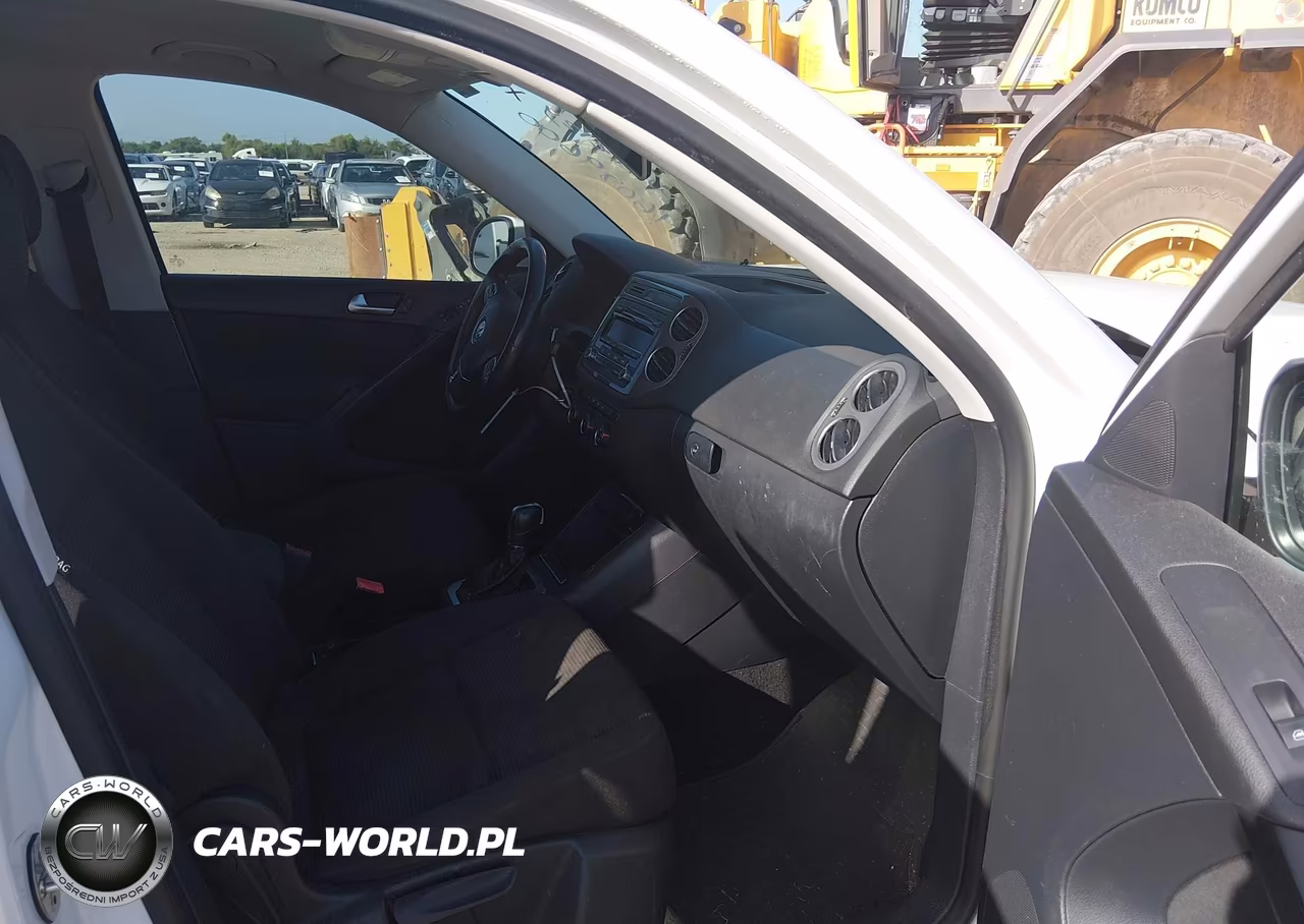 2014 Volkswagen Tiguan S VIN:WVGAV3AX0EW572785 - 5