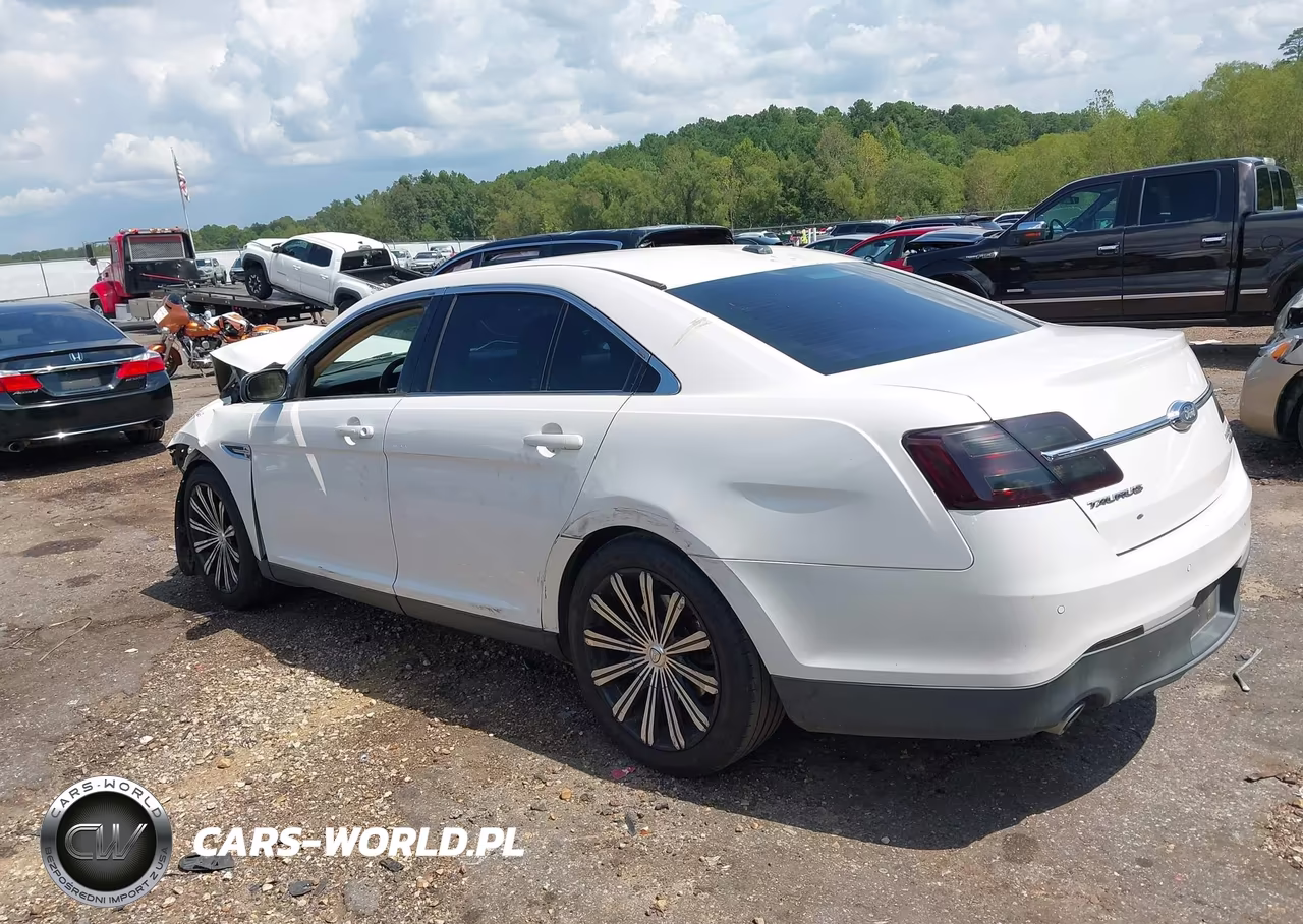 2017 Ford Taurus Limited VIN:1FAHP2F83HG125865 - 3