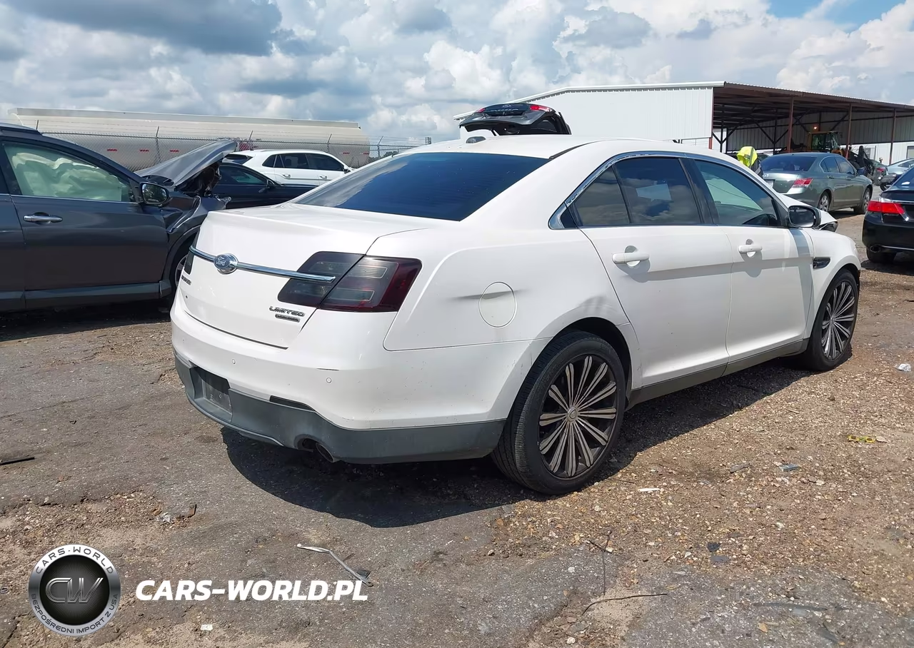 2017 Ford Taurus Limited VIN:1FAHP2F83HG125865 - 4