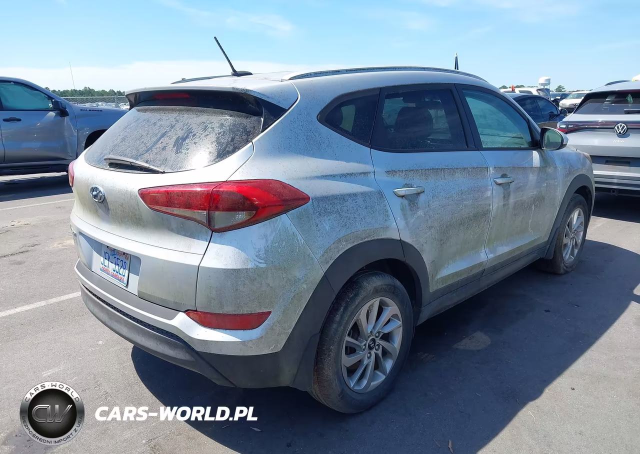 2016 Hyundai Tucson Se VIN:KM8J33A43GU157180 - 4