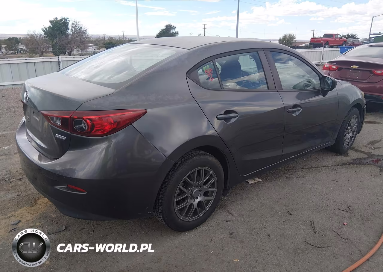 2014 Mazda Mazda3 I Sport VIN:JM1BM1U7XE1186951 - 4