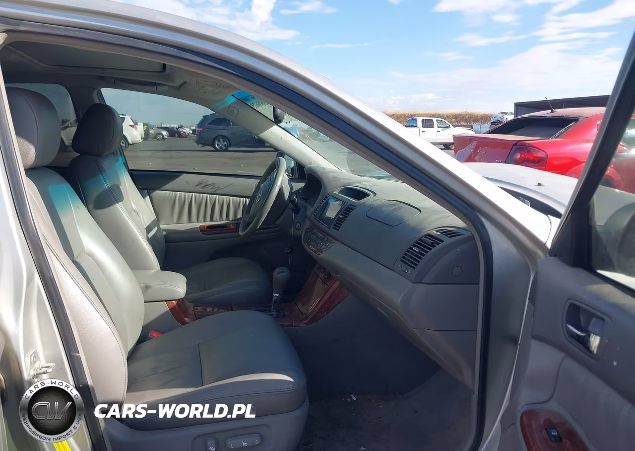 2005 Toyota Camry Xle V6 VIN:4T1BF30K15U620166 - 5