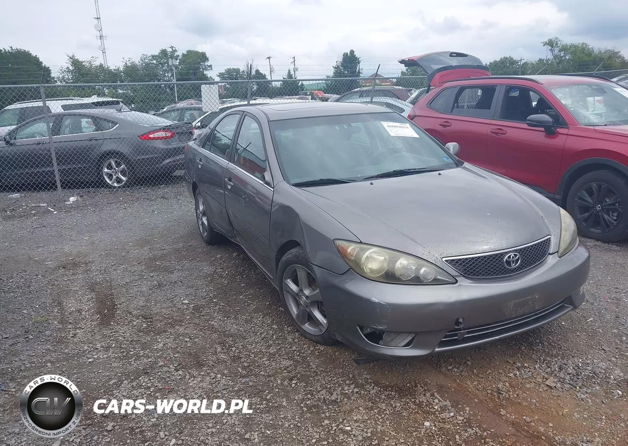 2006 Toyota Camry Se V6 – zdjęcie 1 z 16