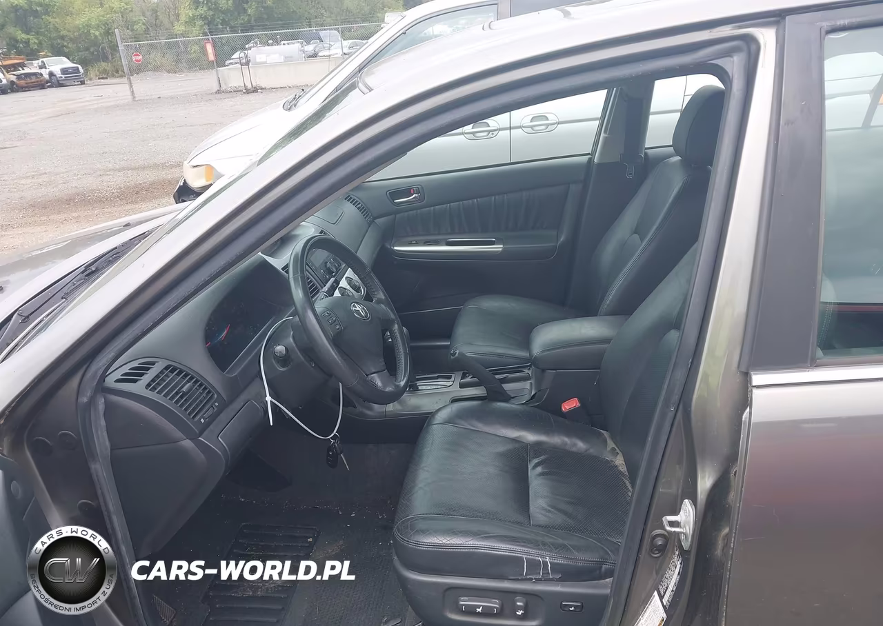 2006 Toyota Camry Se V6 VIN:JTDBA30K460026635 - 5