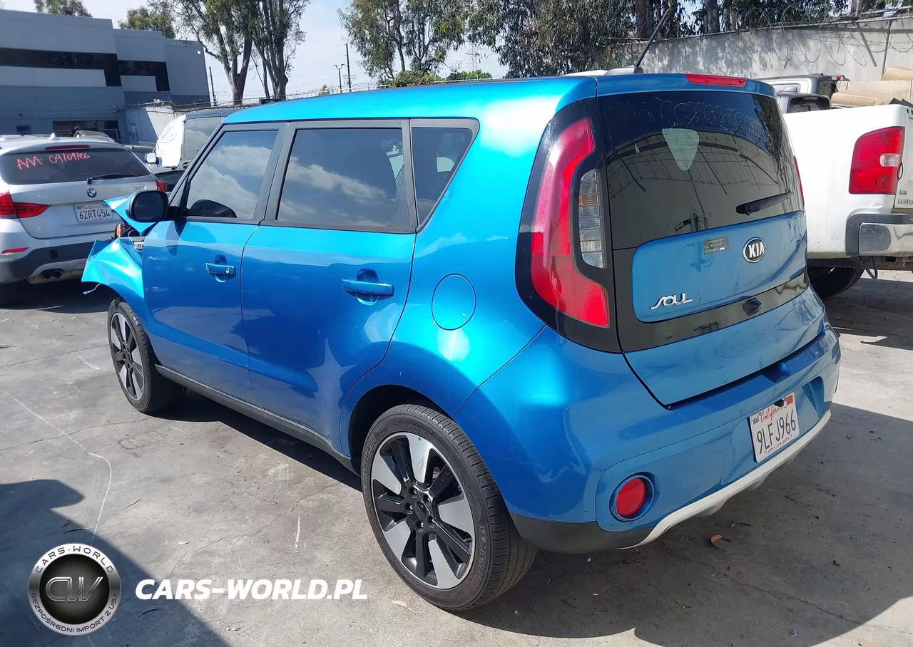 2017 Kia Soul + VIN:KNDJP3A53H7459991 - 3