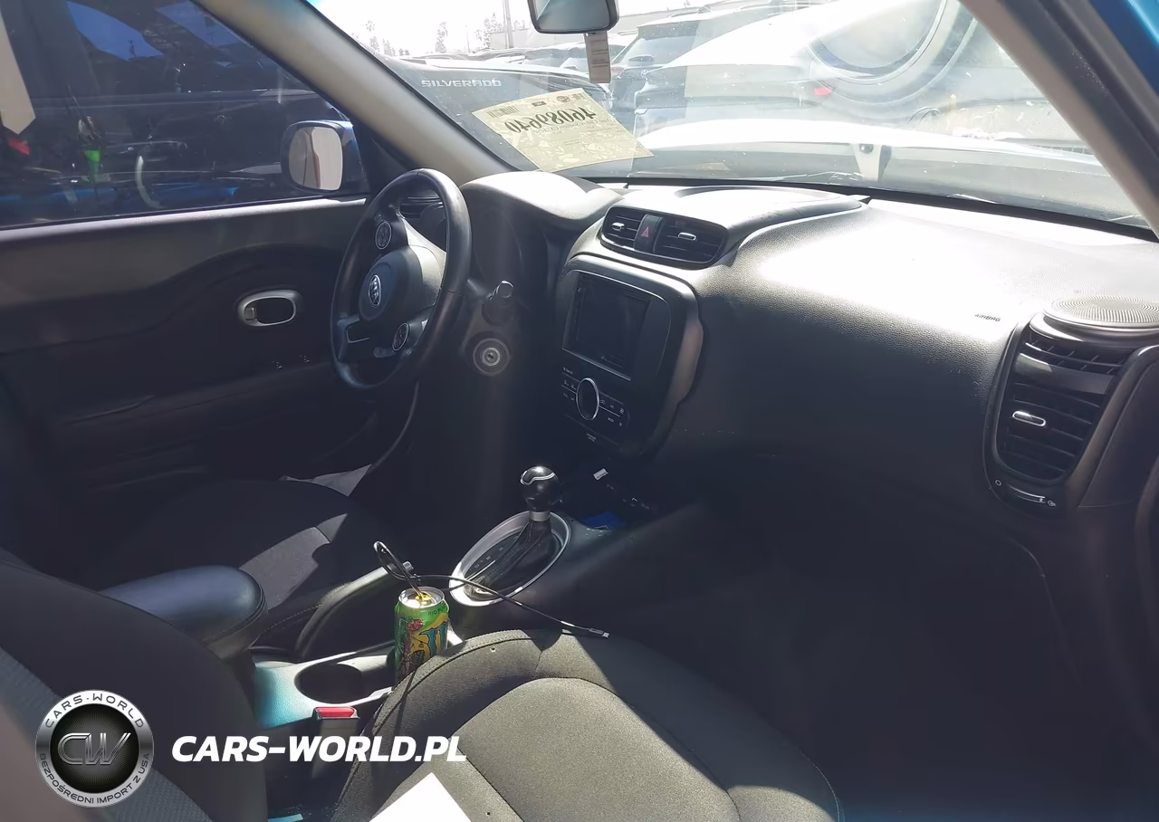 2017 Kia Soul + VIN:KNDJP3A53H7459991 - 5