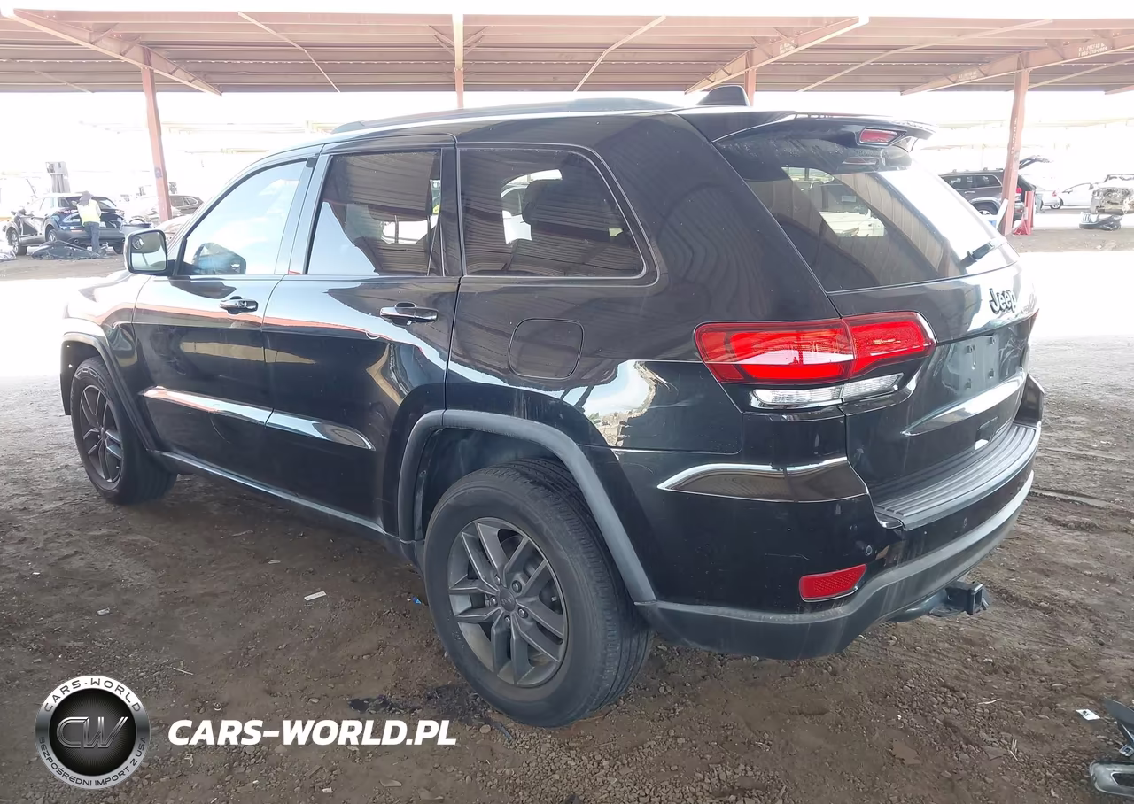 2016 Jeep Grand Cherokee 75Th Anniversary VIN:1C4RJEAG4GC359941 - 3