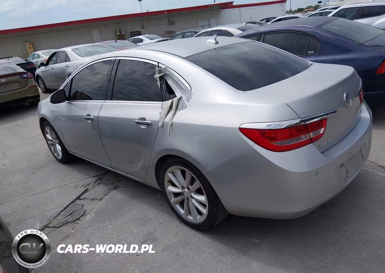 2014 Buick Verano Leather Group VIN:1G4PS5SK9E4153301 - 3