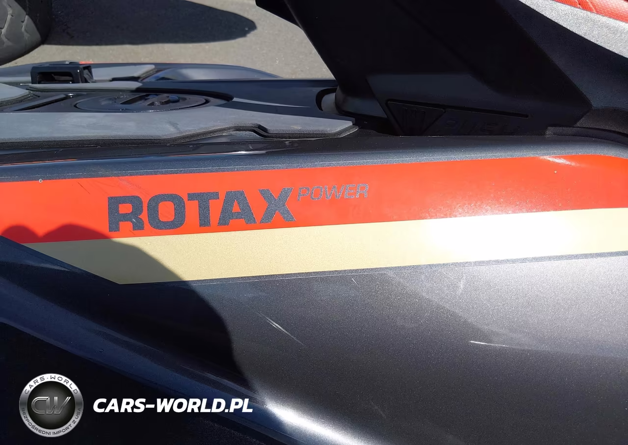 2020 Seadoo Rxt-X 300 VIN:YDV19928J920 - 15