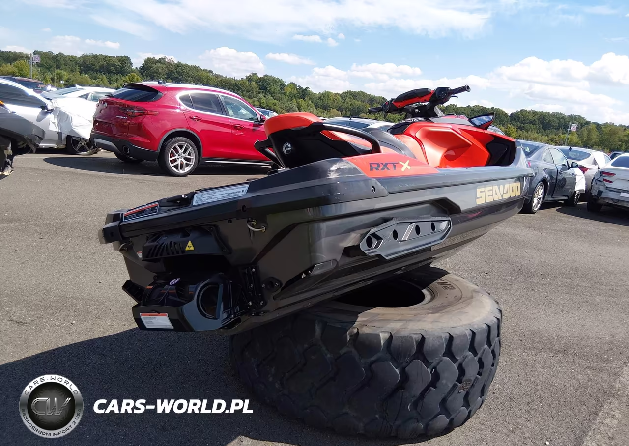 2020 Seadoo Rxt-X 300 VIN:YDV19928J920 - 4
