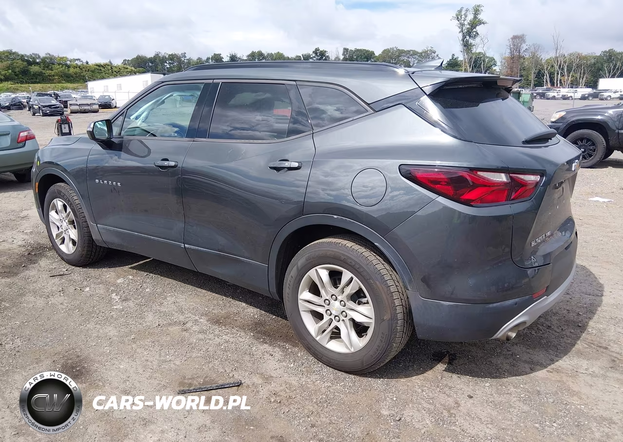 2020 Chevrolet Blazer Awd 2Lt VIN:3GNKBHR44LS634438 - 3