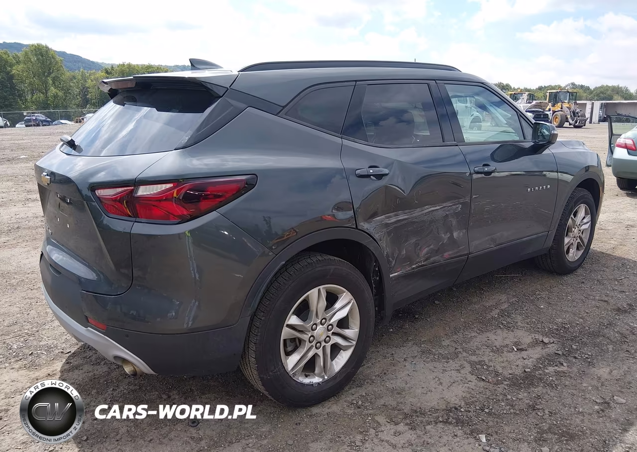 2020 Chevrolet Blazer Awd 2Lt VIN:3GNKBHR44LS634438 - 4