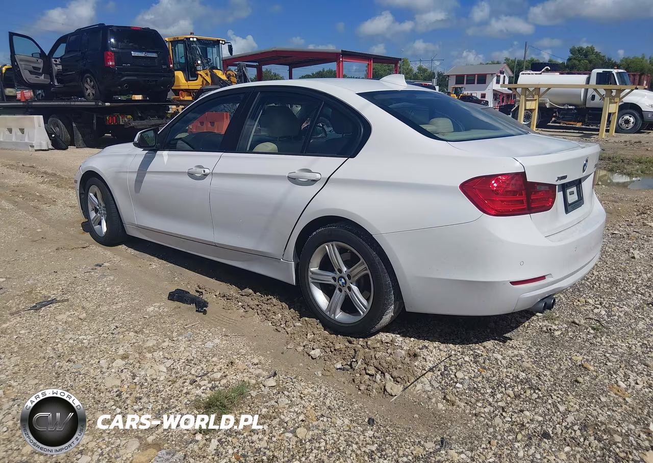 2013 BMW 328I xDrive VIN:WBA3B3C54DJ975906 - 3