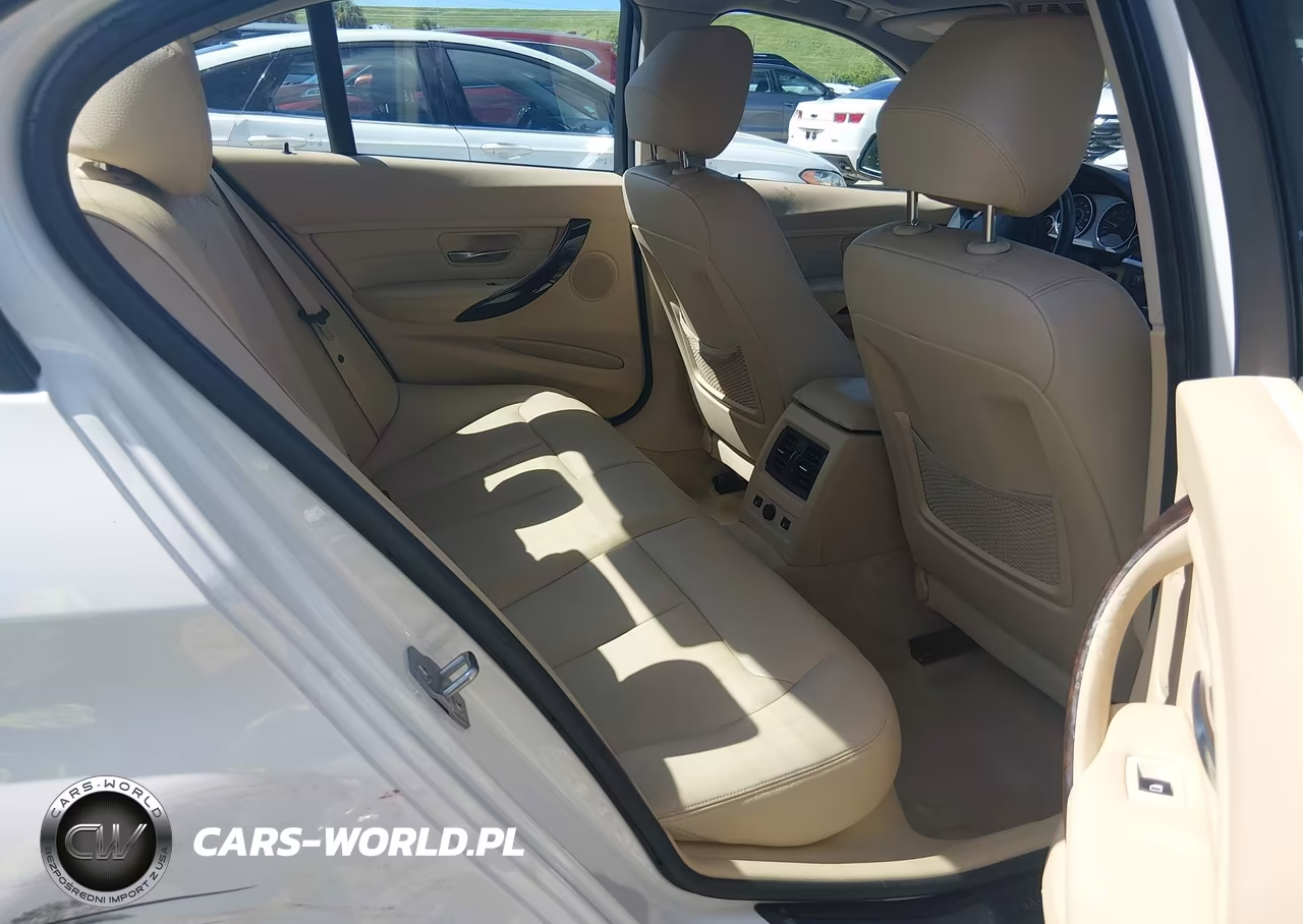 2013 BMW 328I xDrive VIN:WBA3B3C54DJ975906 - 8