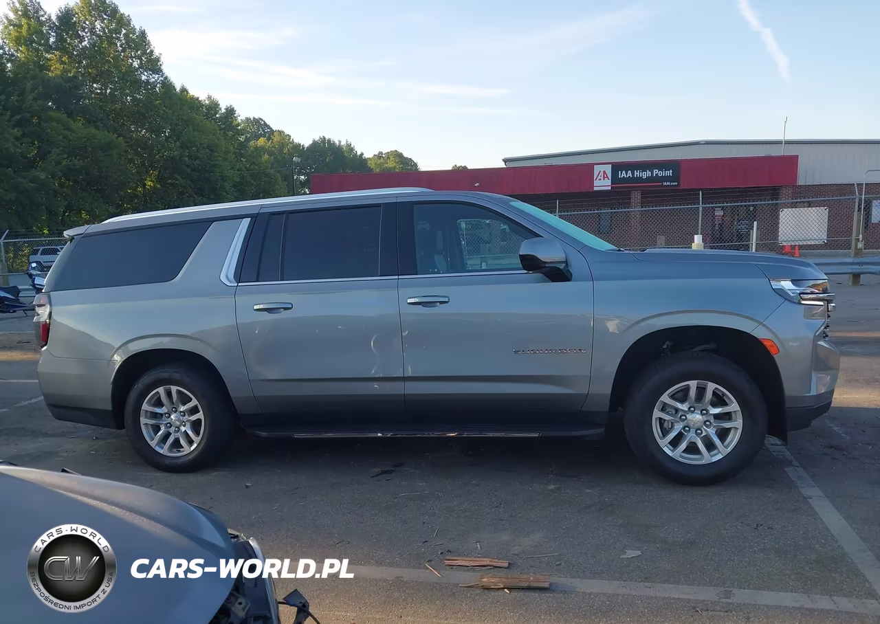 2023 Chevrolet Suburban 2Wd Lt VIN:1GNSCCKD6PR381173 - 13