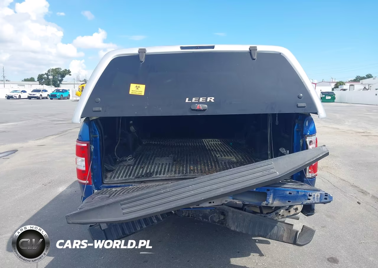 2018 Ford F-150 Xlt VIN:1FTEX1CP4JFC10759 - 16