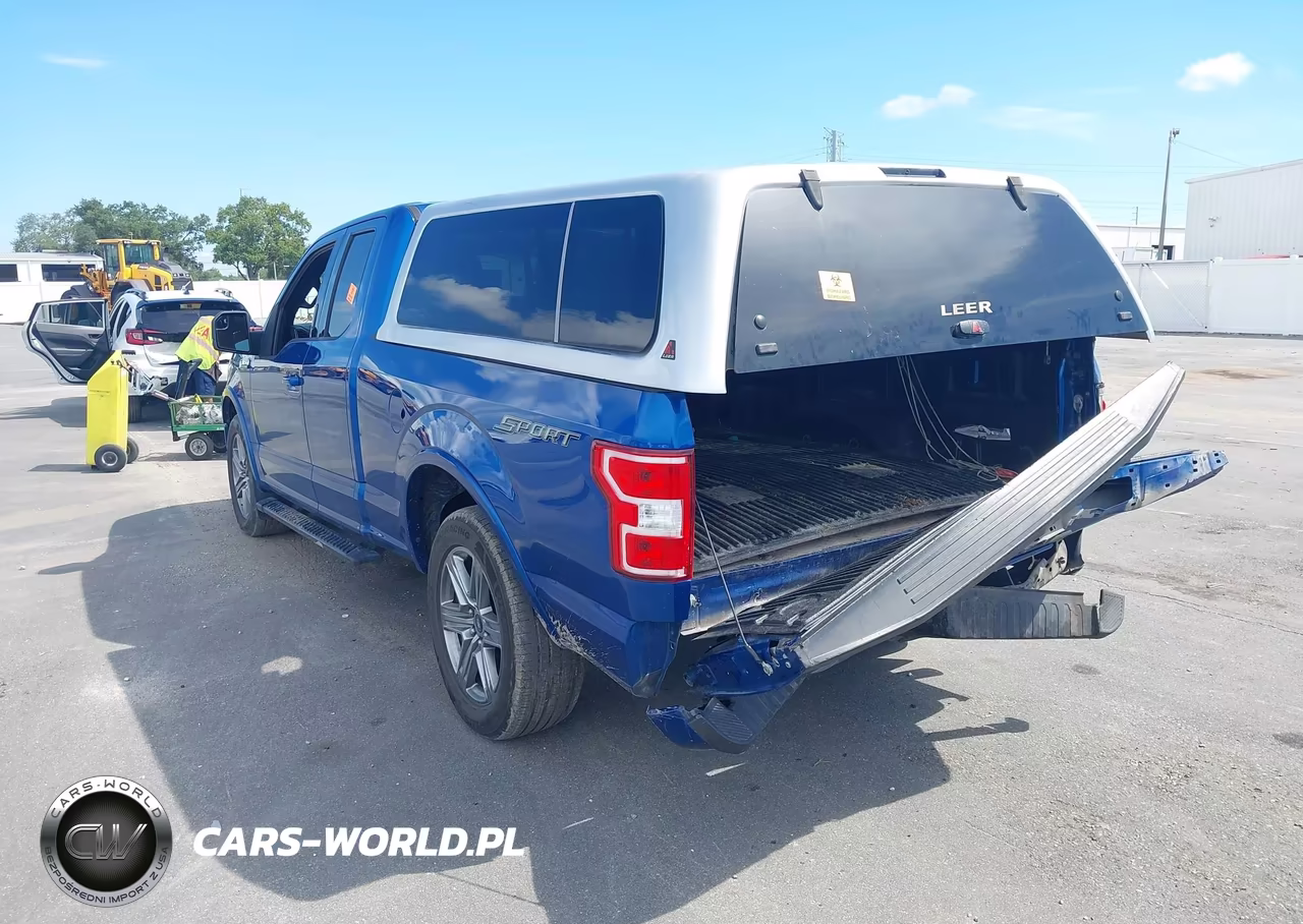 2018 Ford F-150 Xlt VIN:1FTEX1CP4JFC10759 - 3