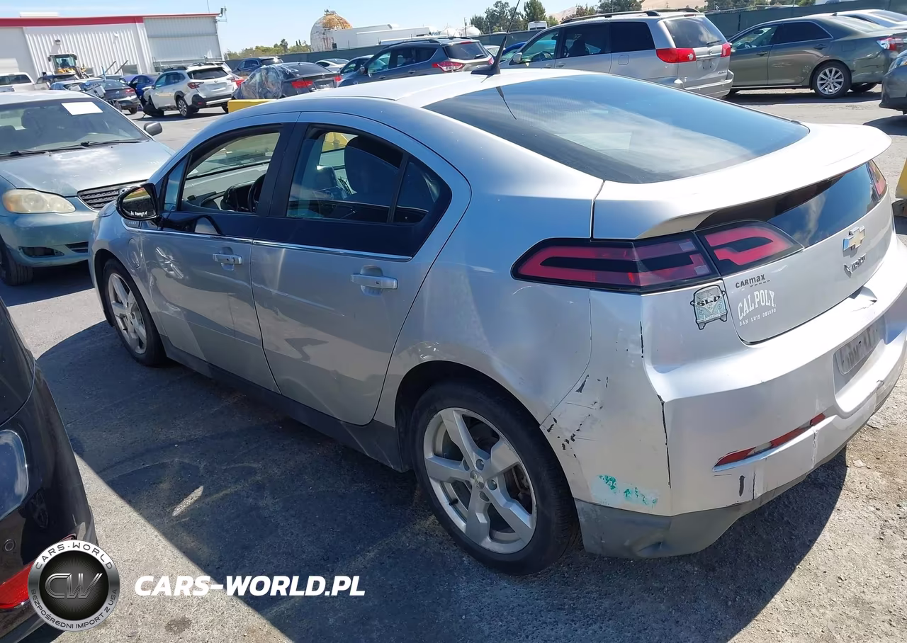 2014 Chevrolet Volt VIN:1G1RE6E47EU171652 - 3