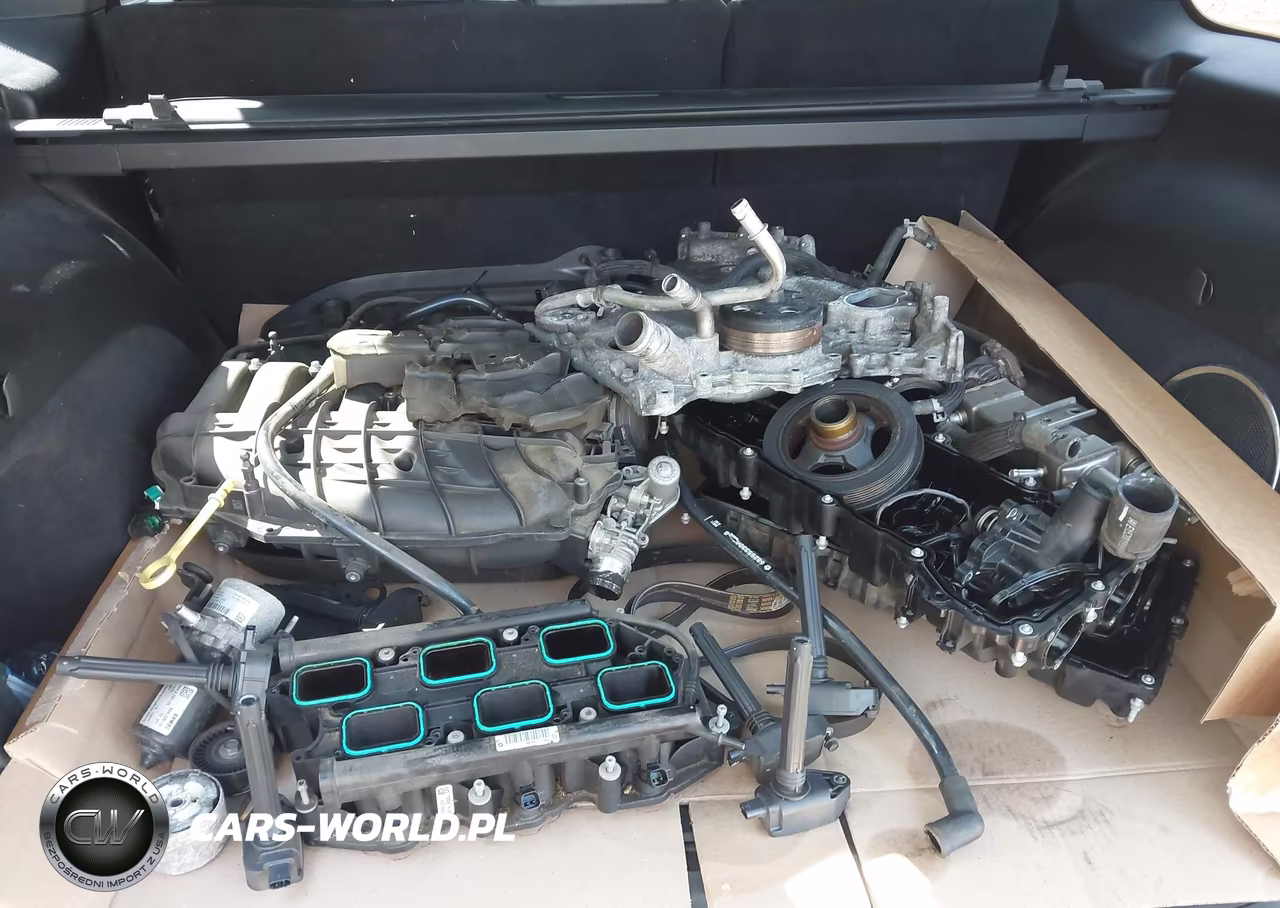 2018 Jeep Grand Cherokee Altitude 4X4 VIN:1C4RJFAGXJC256536 - 18