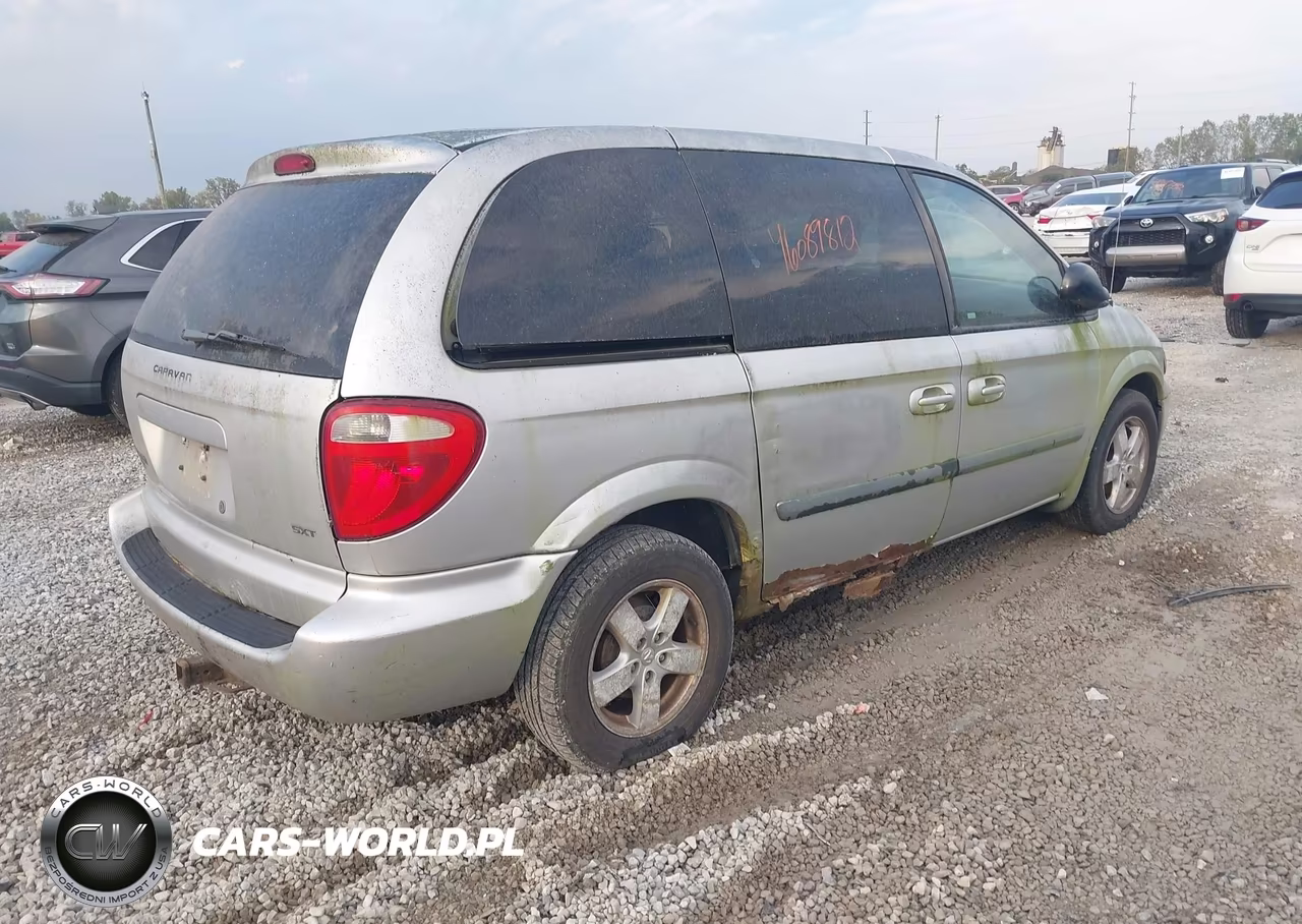 2007 Dodge Caravan Sxt VIN:1D4GP45R07B216022 - 4