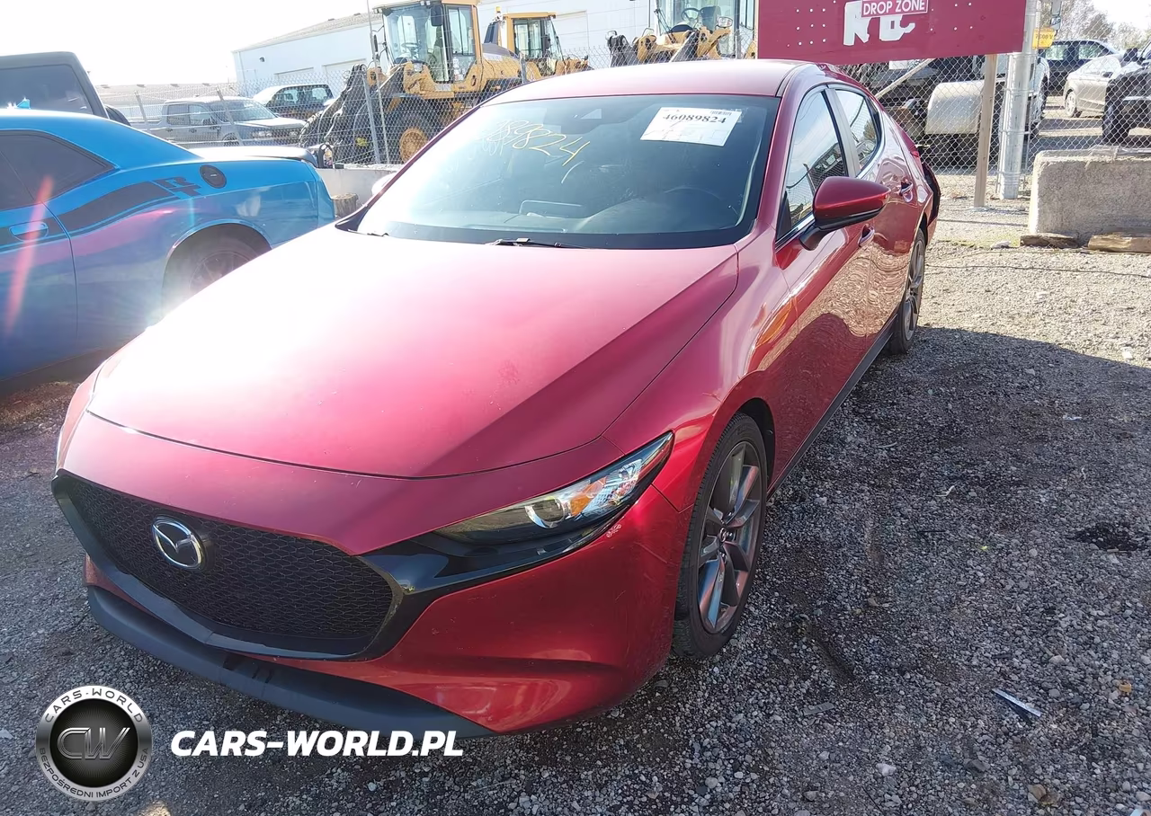 2019 Mazda Mazda3 Preferred Package VIN:JM1BPAMM4K1136054 - 2