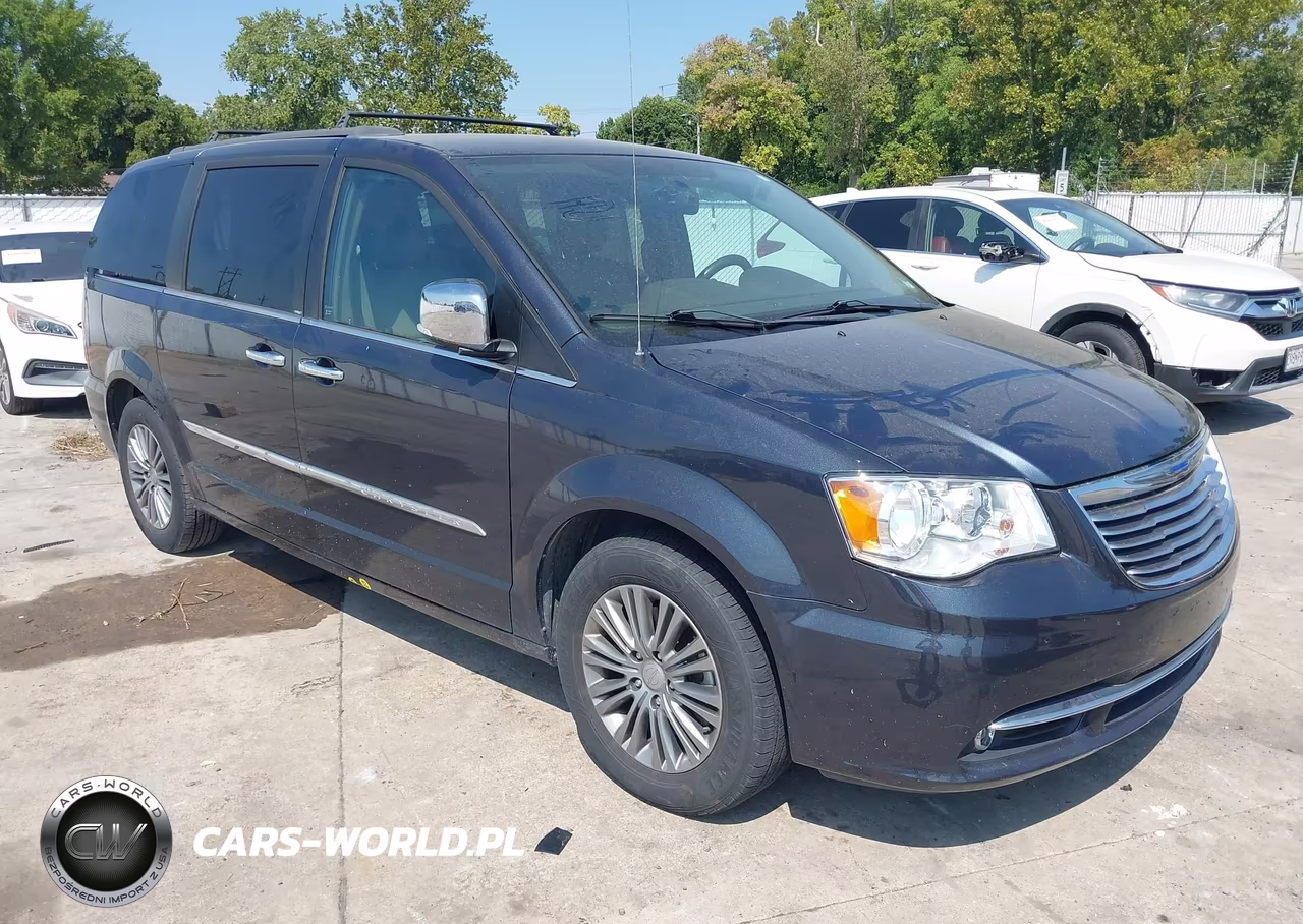 2014 Chrysler Town & Country Touring-L