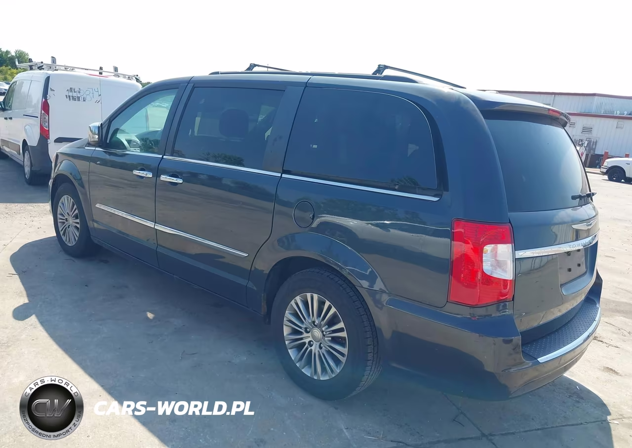 2014 Chrysler Town & Country Touring-L VIN:2C4RC1CG0ER237212 - 3