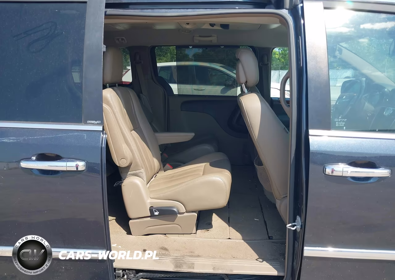 2014 Chrysler Town & Country Touring-L VIN:2C4RC1CG0ER237212 - 8