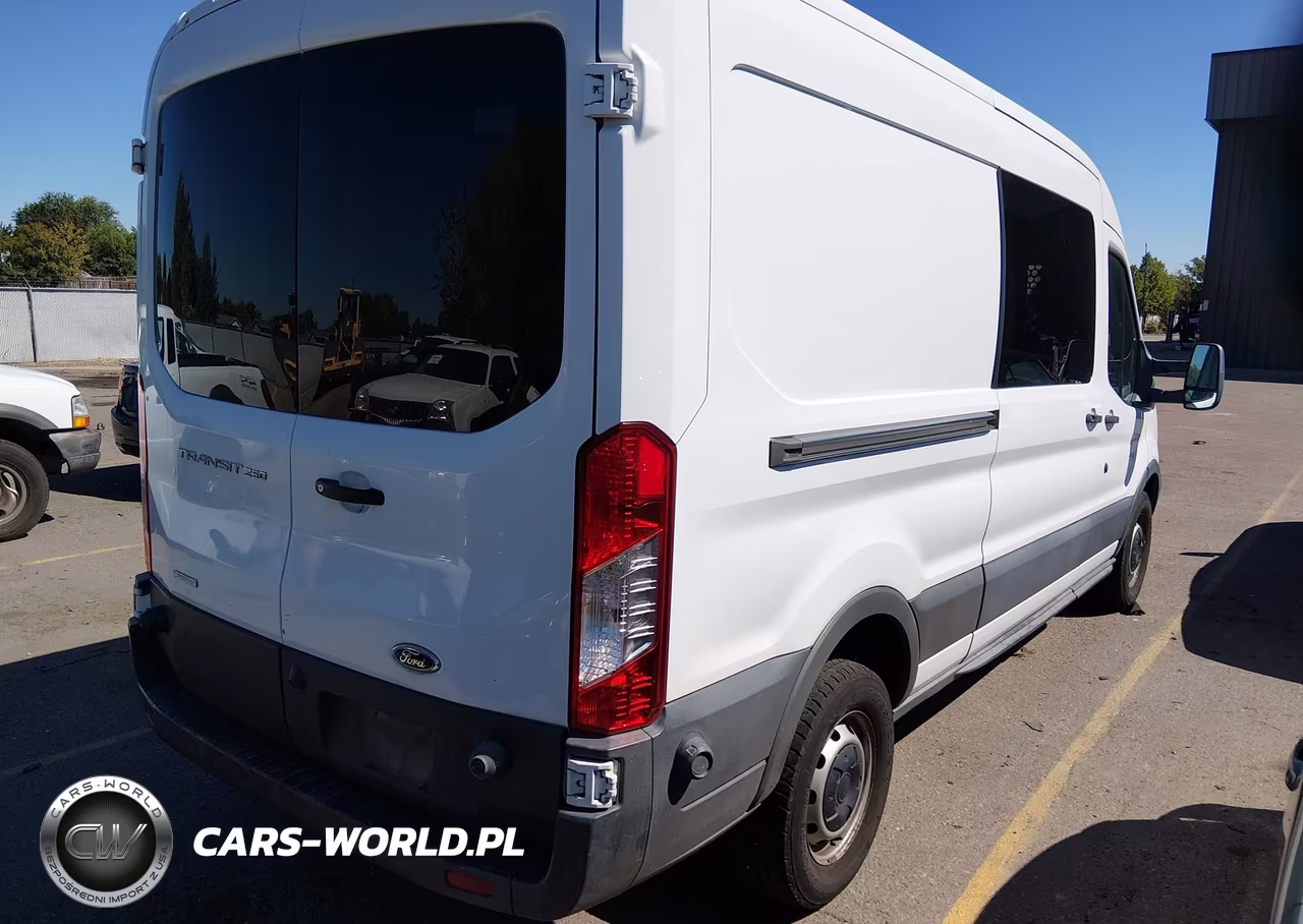 2016 Ford Transit-250 VIN:1FTYR2CGXGKA15424 - 4