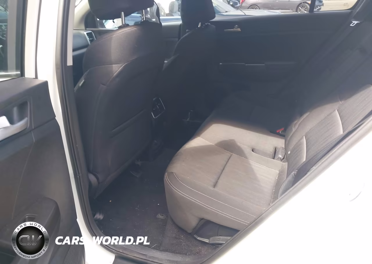 2020 Kia Sportage Lx VIN:KNDPM3AC7L7824358 - 8