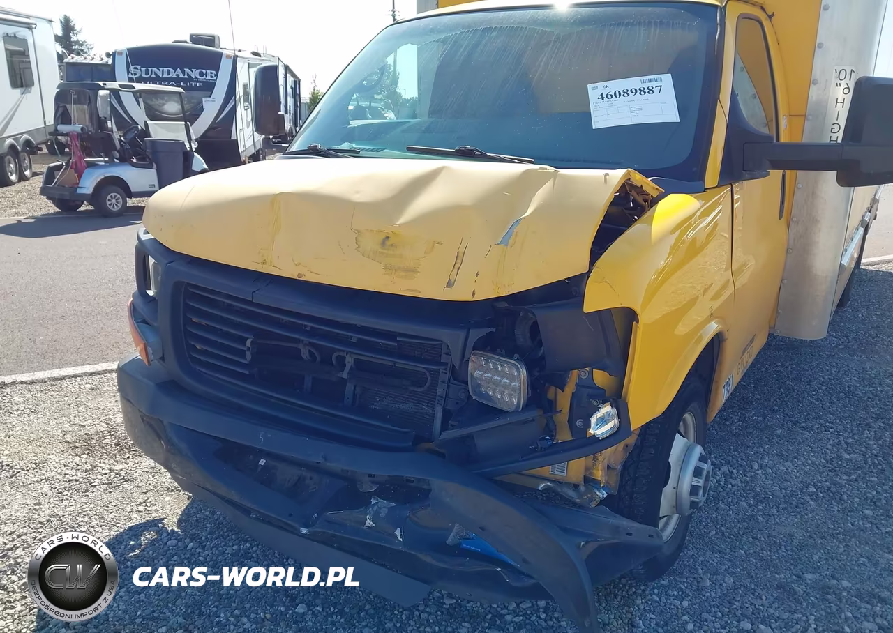 2014 GMC Savana Cutaway 3500 VIN:1GD374CG7E1907351 - 11