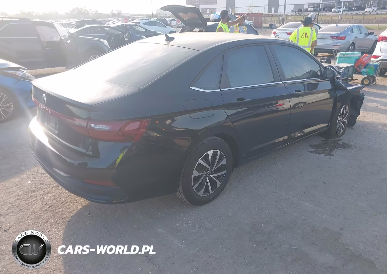 2026 Volkswagen Jetta S VIN:3VW5W7BU2TM017362 - 4