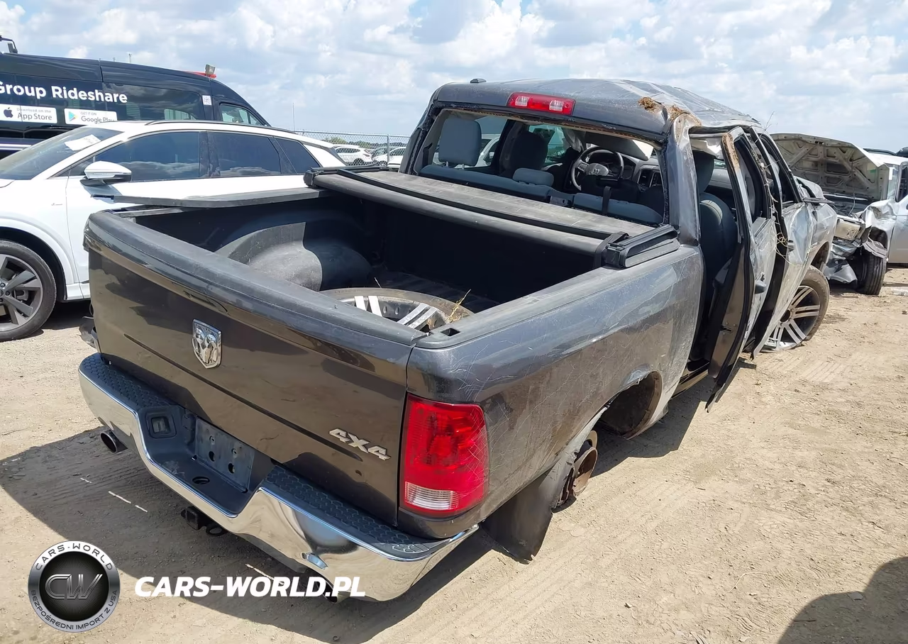 2019 Ram 1500 Classic Tradesman 4X4 5'7 Box VIN:1C6RR7KT5KS742891 - 4