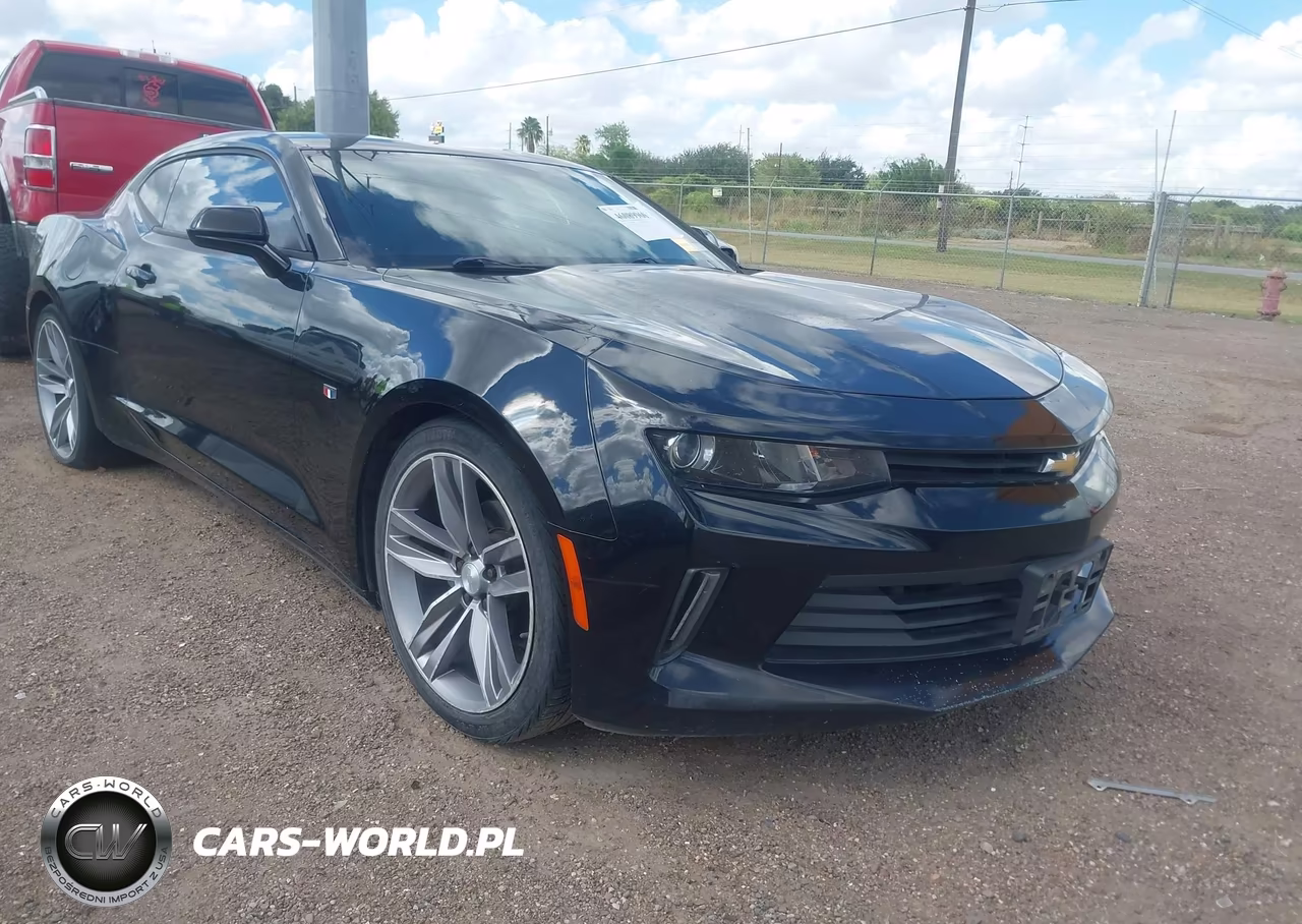 2018 Chevrolet Camaro 1Lt VIN:1G1FB1RS1J0143595 - 1